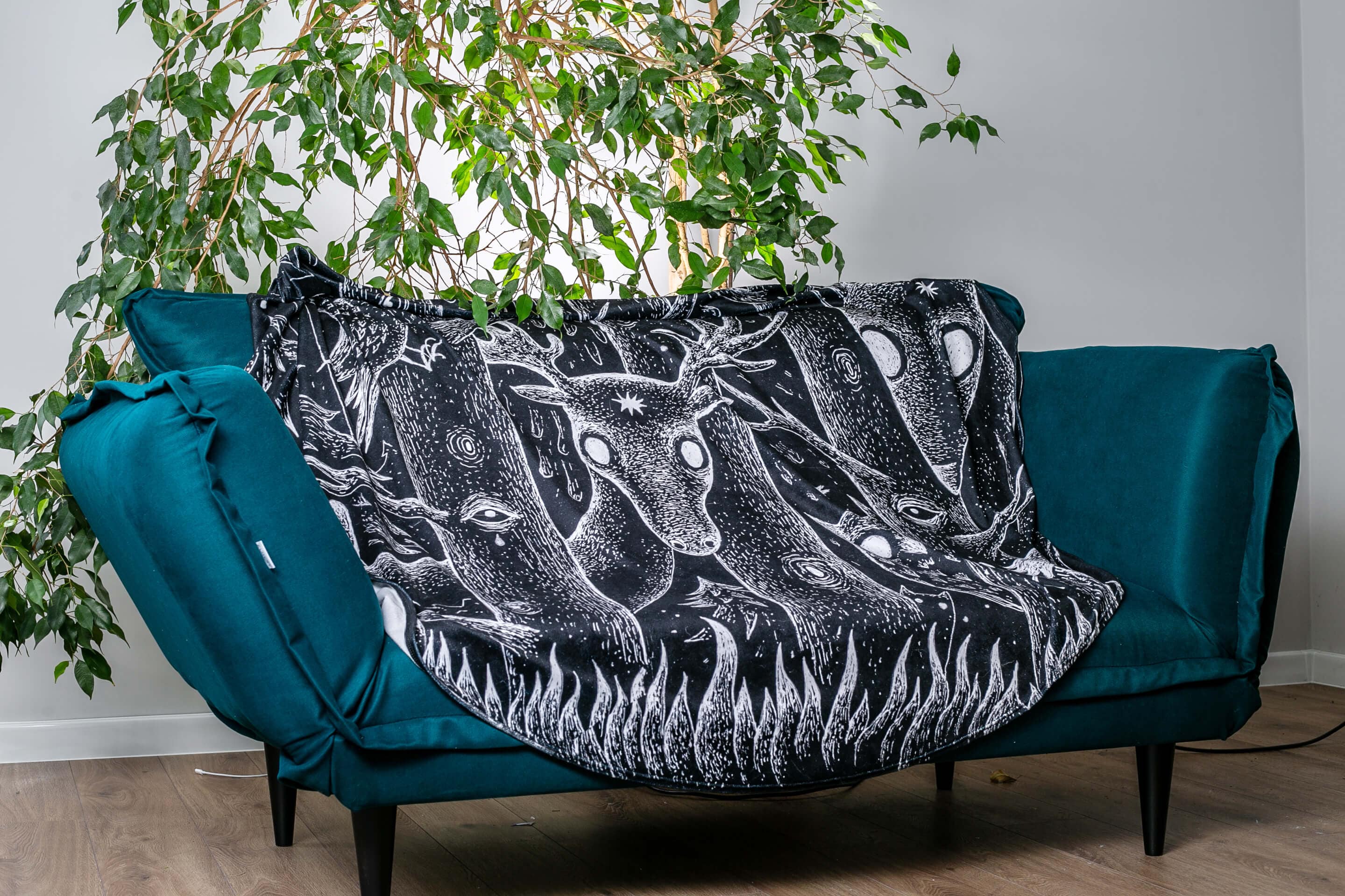 Little Nightmares Towel - Image 4