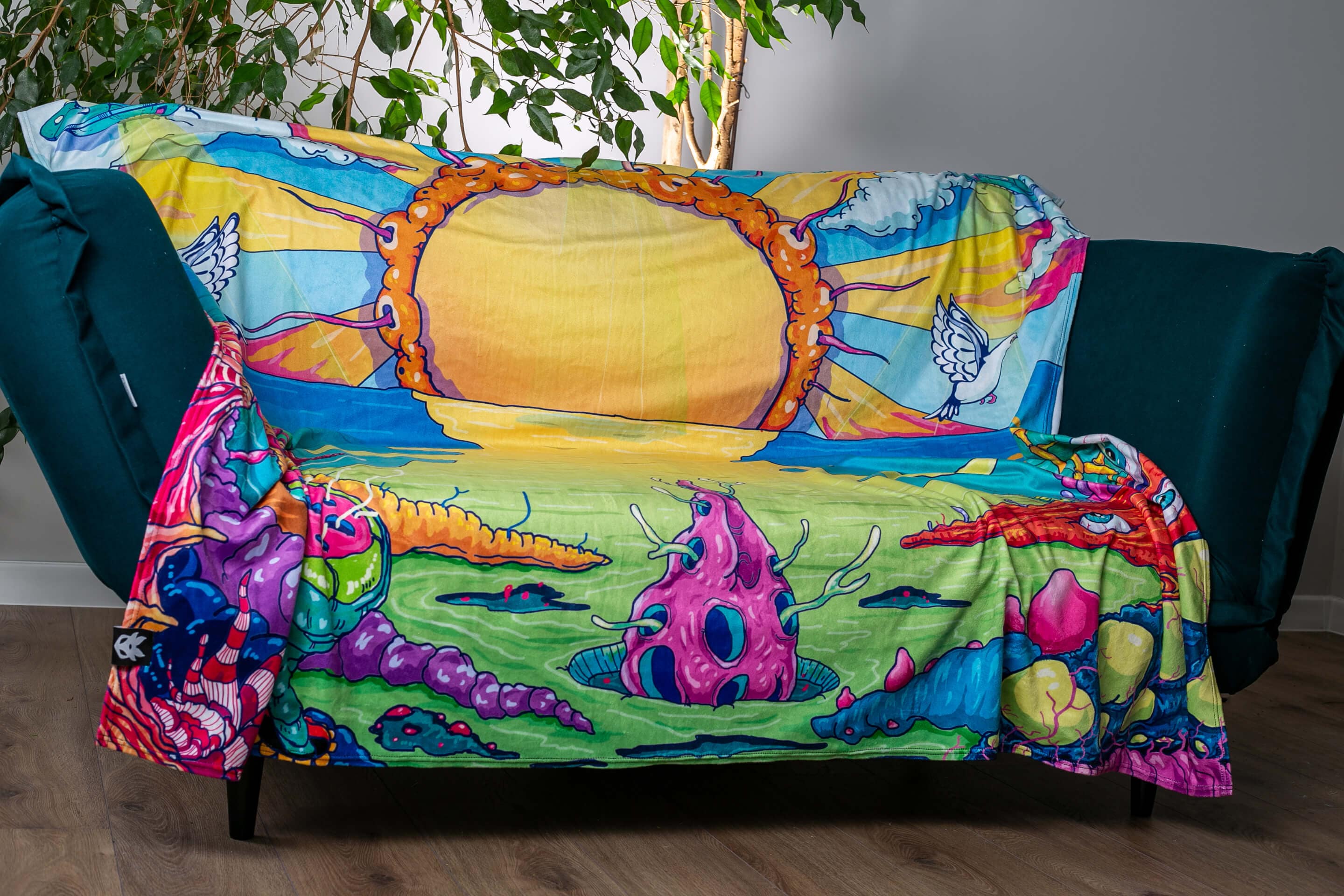 Acid Sunset XXL Towel - Image 4