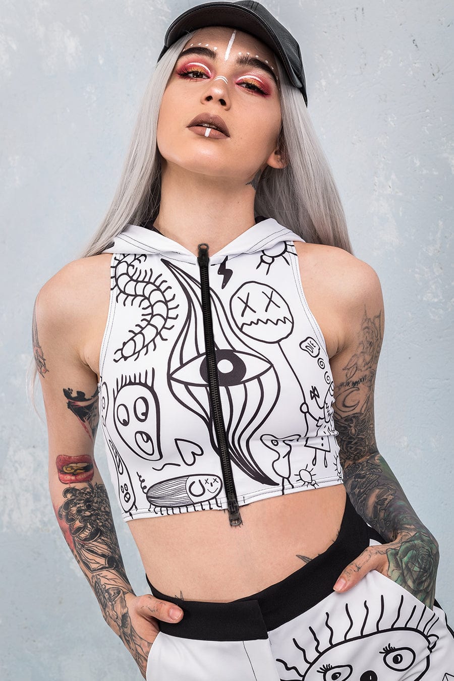 Ugley Hooded Zippy Top - Image 4