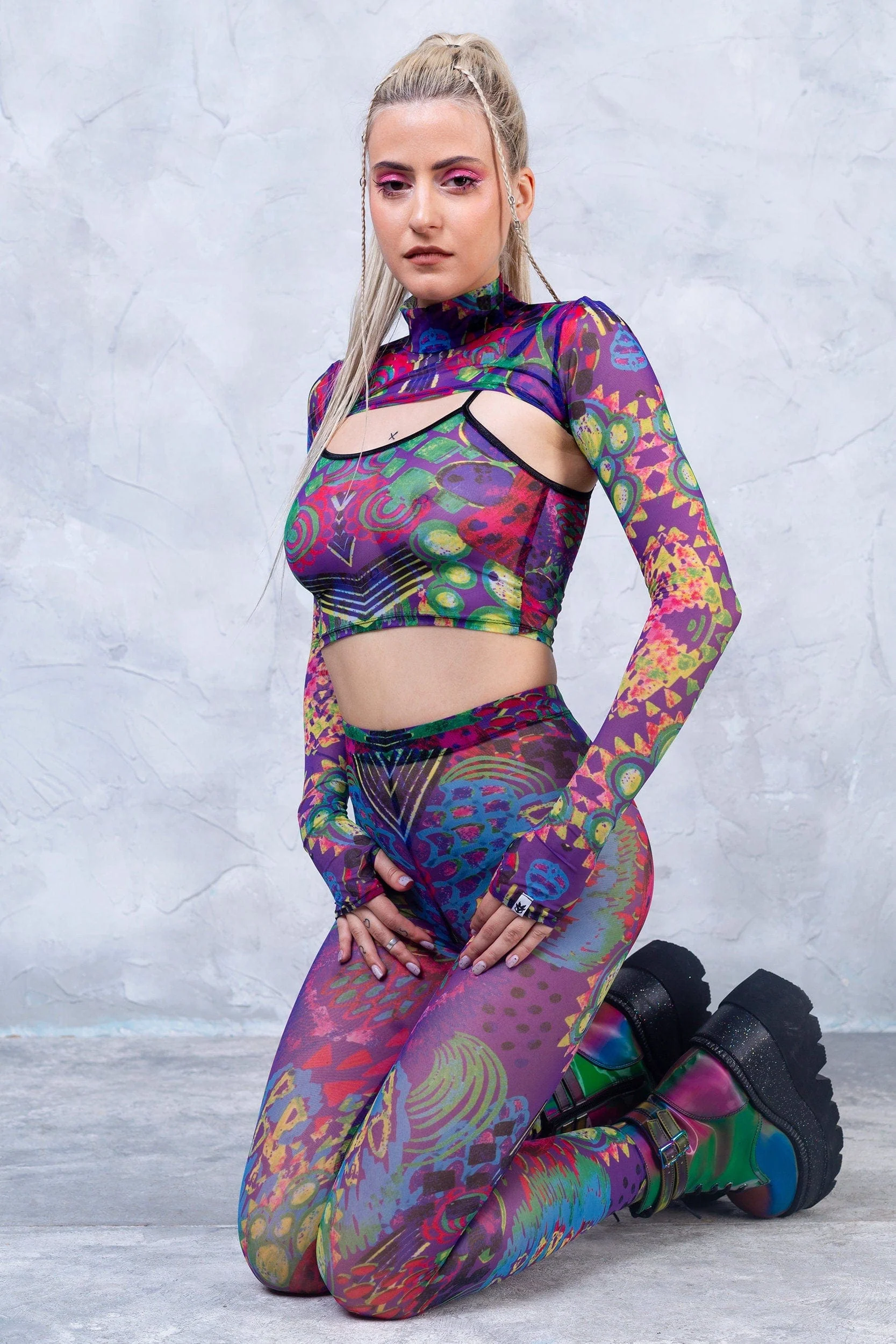 Vibeology Mesh 2 Piece Shrug Top - Image 3